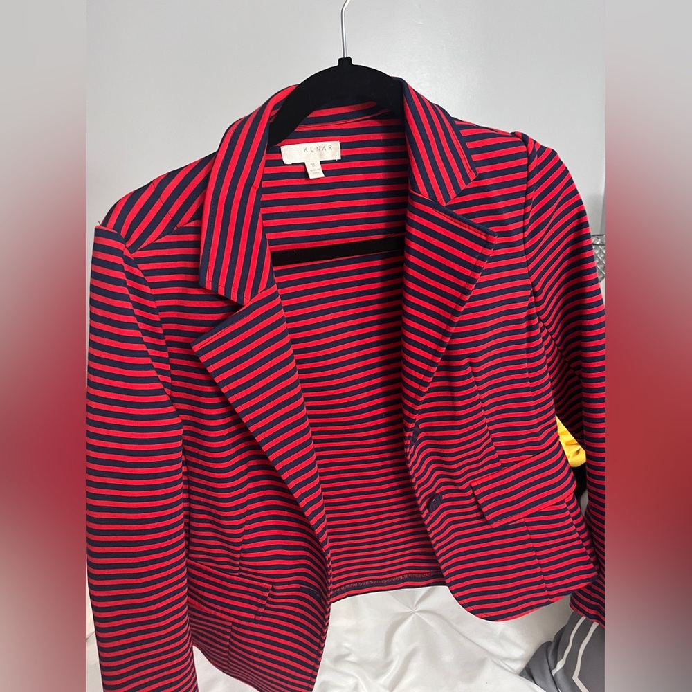 Navy blue/red striped blazer